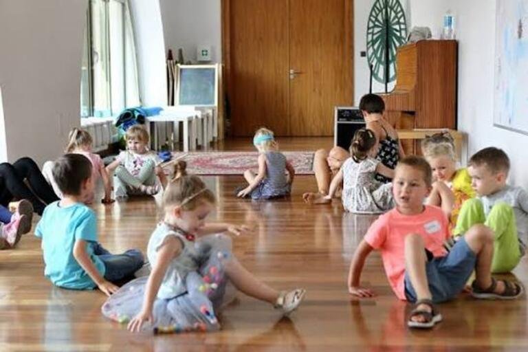 W krainie dziwnych kroków - warsztaty tańca kreatywnego dla dzieci